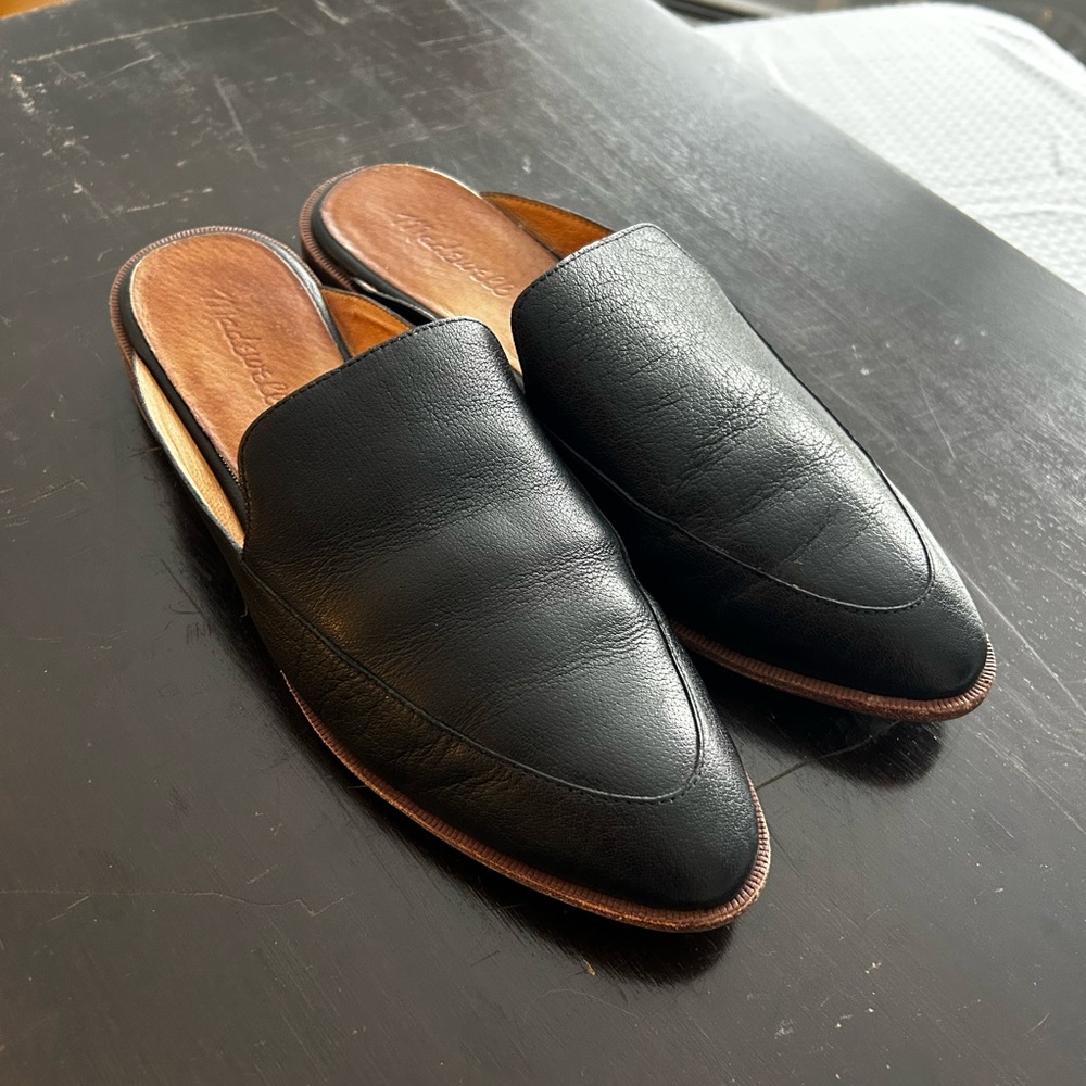 Madewell Black Leather Loafers with Pointed Toe